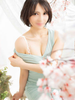 長澤 えみ