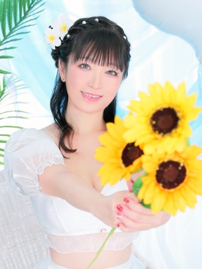 りえ　極上Ｅカップ美女