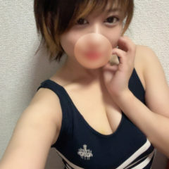 ７月 ３日（木）  総勢 ９名の出勤予定になります！  輝く ミサイル乳 みなみ/南海(高級店サービス） 人懐っこい性格 気持ちよく楽しめる 美形 明るい女の子 - スチュアーデス