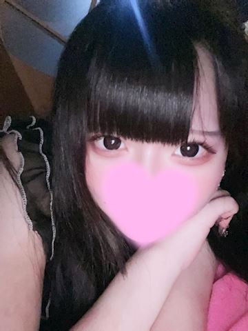 本日 １月 ３１日（土）  総勢 ２１名の出勤予定になります！  自然でキュートな１９歳 ルナ/心花（高級店サービス） ほんわかした性格で 素直な明るい女の子 ピンクチェアもできます - 子サイトの名前