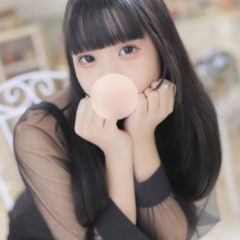 本日 １０月 ３０日（木）  総勢 １５名の出勤予定になります！  ほんわかとした美乳 G カップ あこ/温心（高級店サービス) 人当たり は柔らかく 18歳性格は穏やか 感じのいい女性です - スチュアーデス