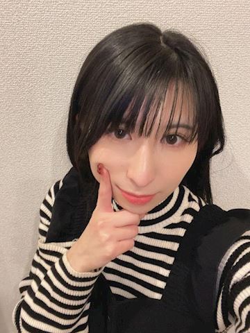 本日 ４月 ２２日（水）  総勢 １６名の出勤予定になります！  クラスのマドンナ タイプ はる/華瑠(高級店サービス） 物腰 柔らかく感じよい 頭の回転も良さそうな女の子 - 子サイトの名前