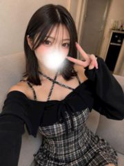 本日 １０月 ８日（木）  総勢 １４名の出勤予定になります！  １９歳Gカップ明朗美系 るか/流樺(高級店サービス） 胸や乳〇は舐められたり 優しく触られるのが だいすきです 下はたっぷり舐て - スチュアーデス